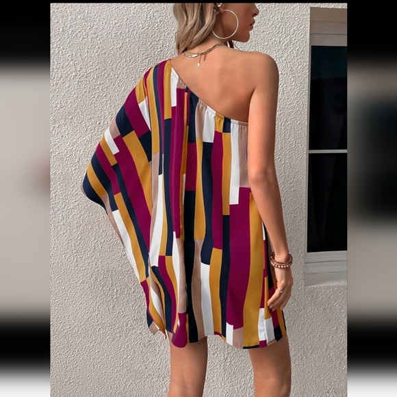 BATWING TUNIC/DRESS - Picture 5 of 5